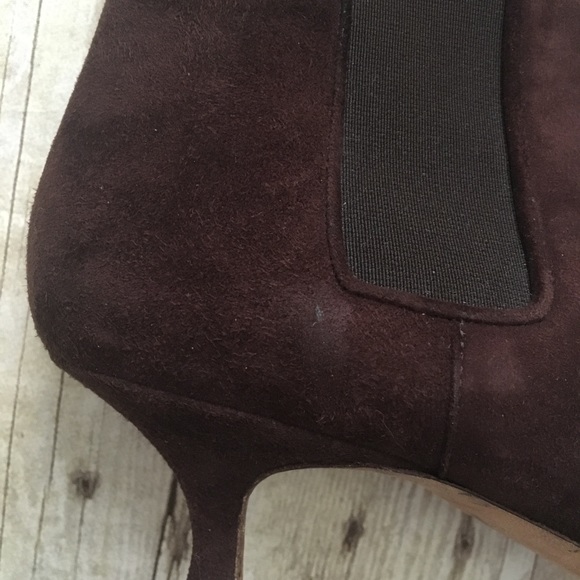 MANOLO BLAHNIK Brown Suede Stiletto Ankle Booties - Picture 5 of 8